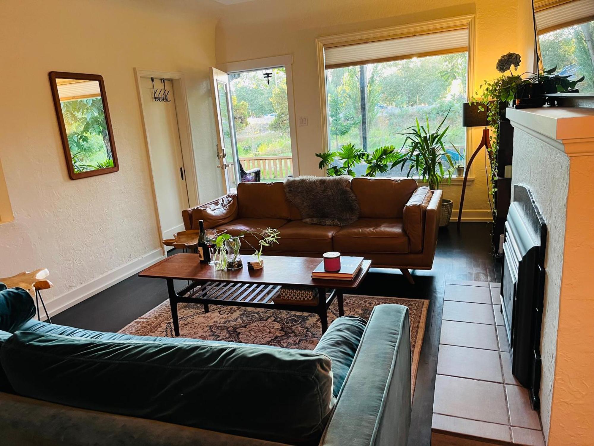 Hikari-Okanagan Sunshine B&B Kelowna Exteriör bild